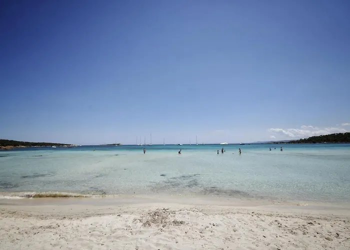 Porto Coda Cavallo - Salina Bamba サン・テオドーロ